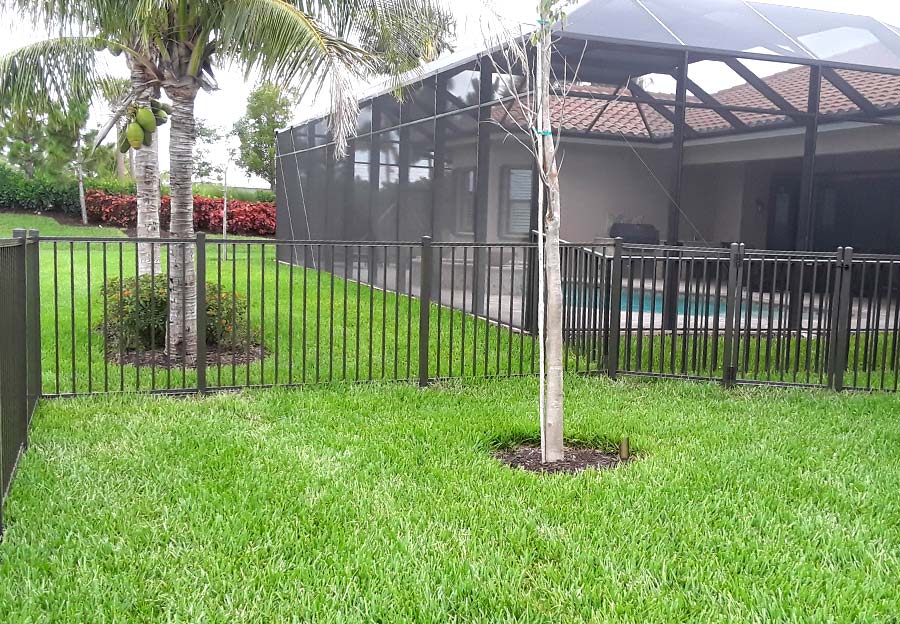 Aluminum Fence Features - Durability and Longevity